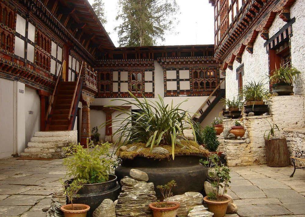 Gangtey Palace Hotel พาโร ภายนอก รูปภาพ